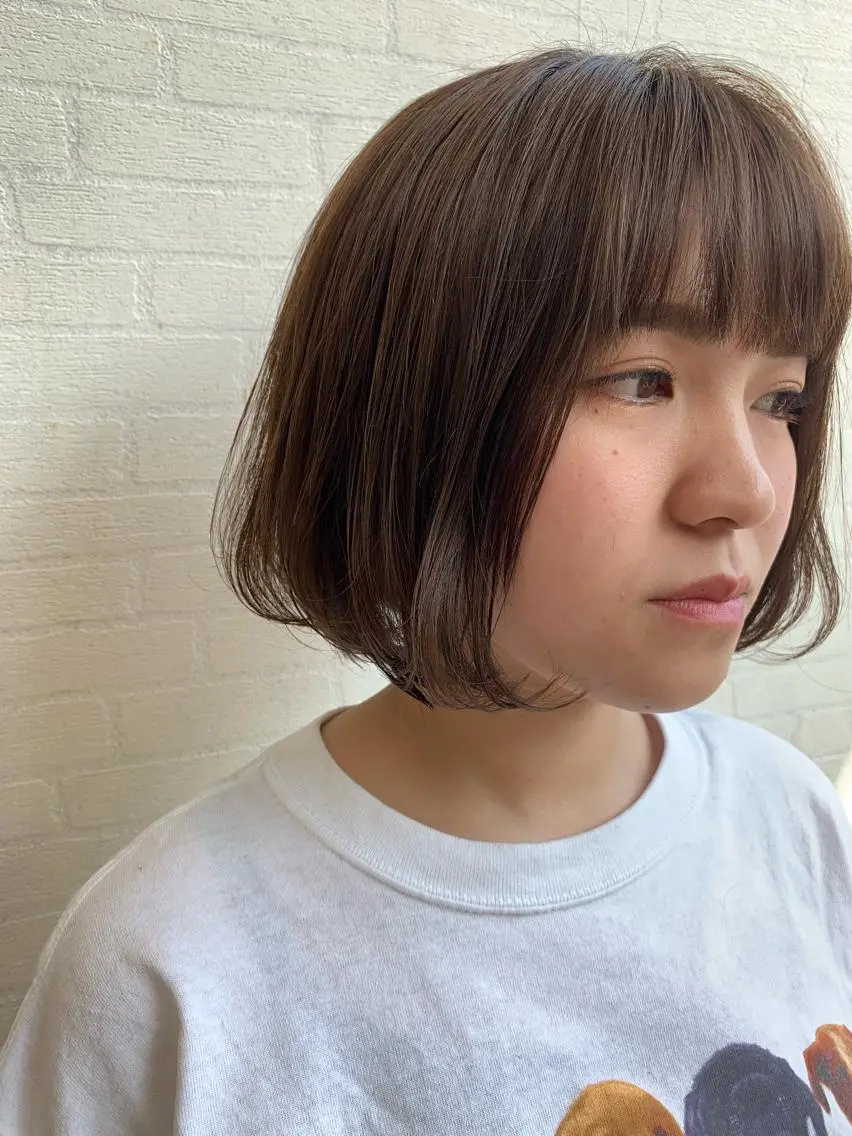 ショート カラー 切りっぱなしボブ ショートボブ ハンサムショート アッシュ ベージュカラー カット ヘアカラー トリートメント 初めてのショート お任せください✂️のヘアスタイル