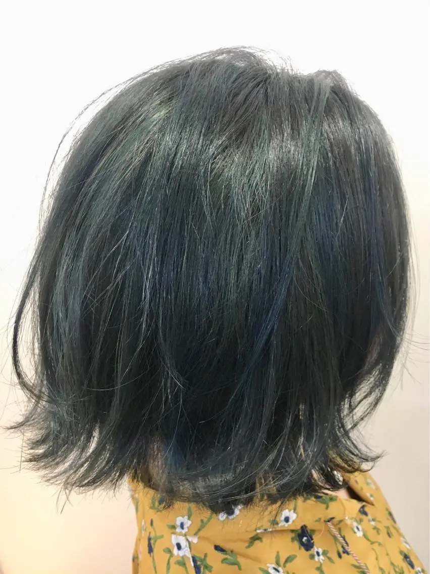 ショート カラー ブルーカラー ハイライトカラー ハイライト ヘアカラー 永井 大希のヘアスタイル