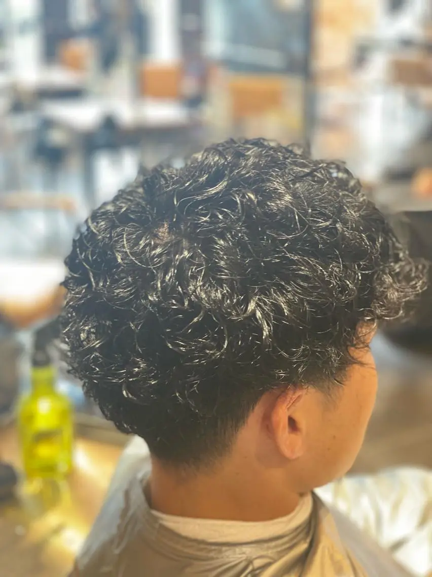 パーマ メンズ カット パーマ 尾崎 優也のヘアスタイル