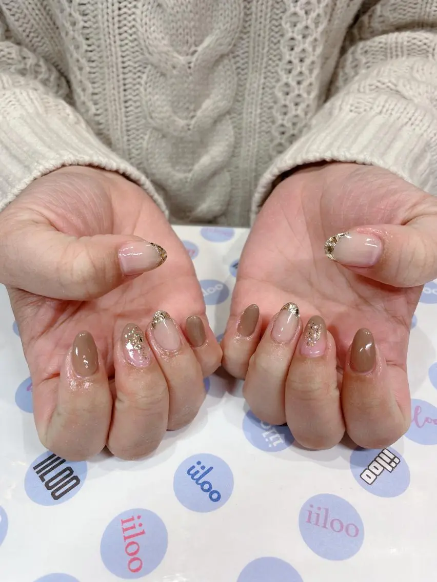 ネイル iiloo aromaworksのネイルデザイン