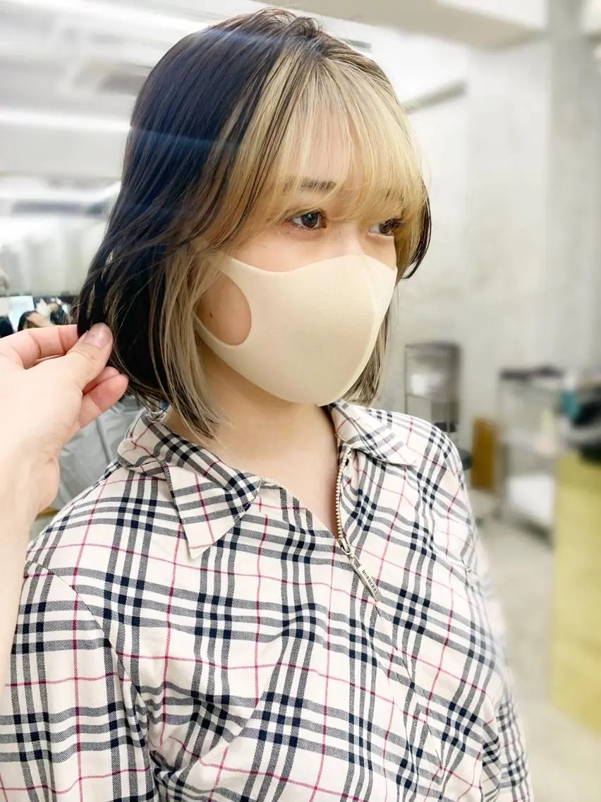 カラー ベージュカラー ブリーチ ケアブリーチ インナーカラー モエ 代々木公園/神山町のヘアスタイル