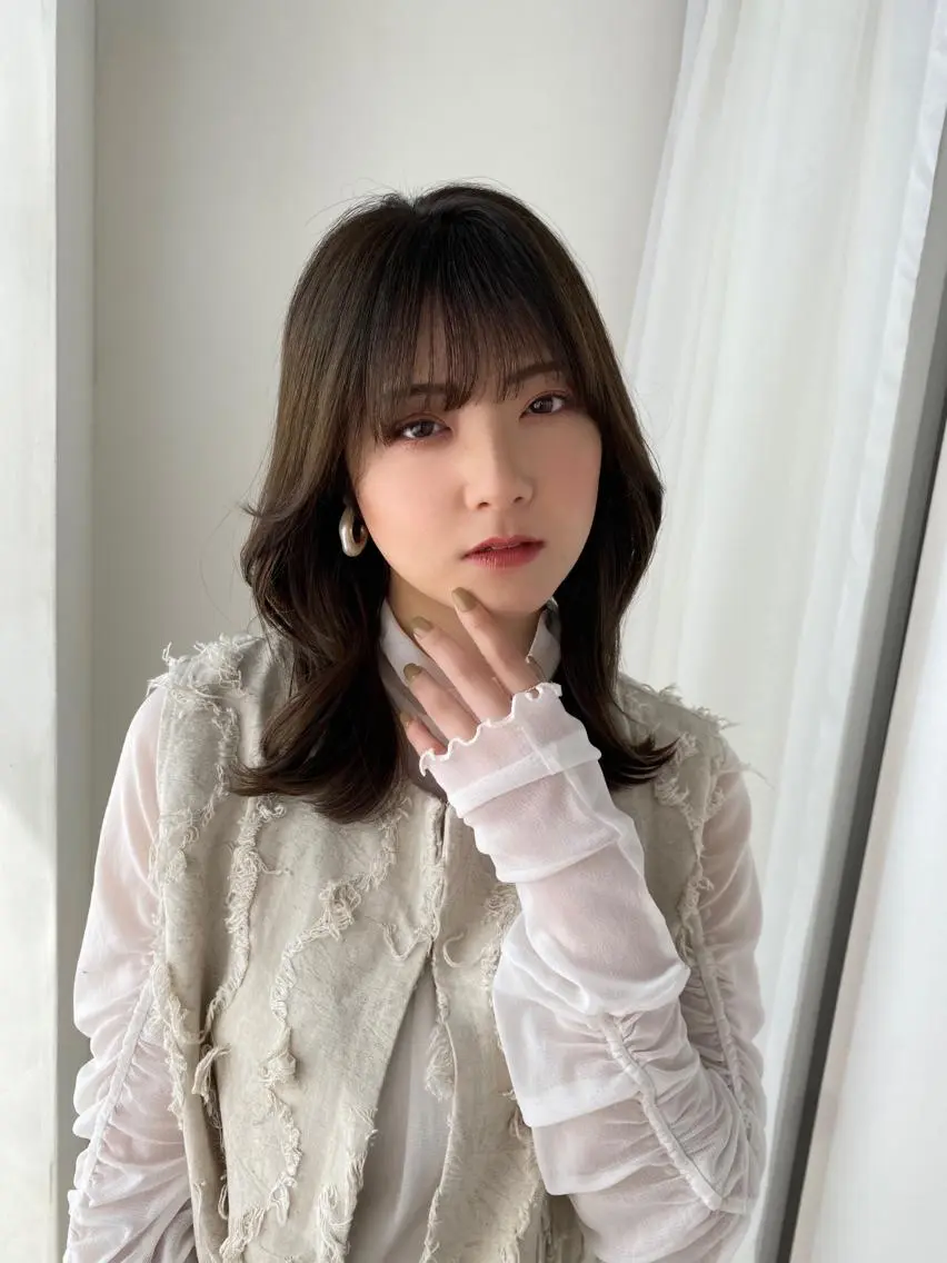 ミディアム カラー Ash中目黒店 榊間茜のヘアスタイル
