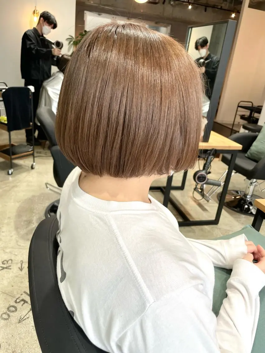 ショート カラー ヘアカラー トリートメント ✨髪質改善/ハイトー ン/艶髪高山のヘアスタイル