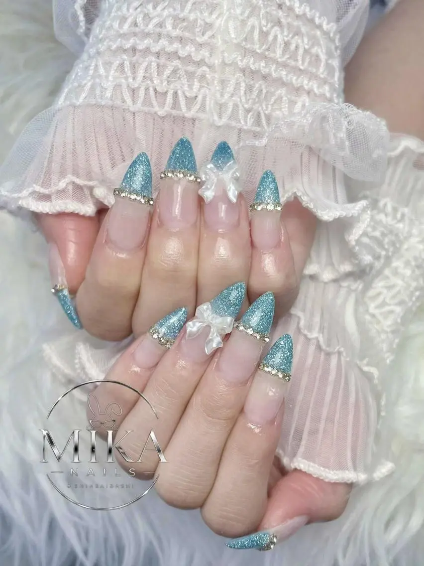 ネイル アートネイル チークネイル ドット フットネイル フレンチネイル ハンドネイル Mika Nails 心斎橋のネイルデザイン