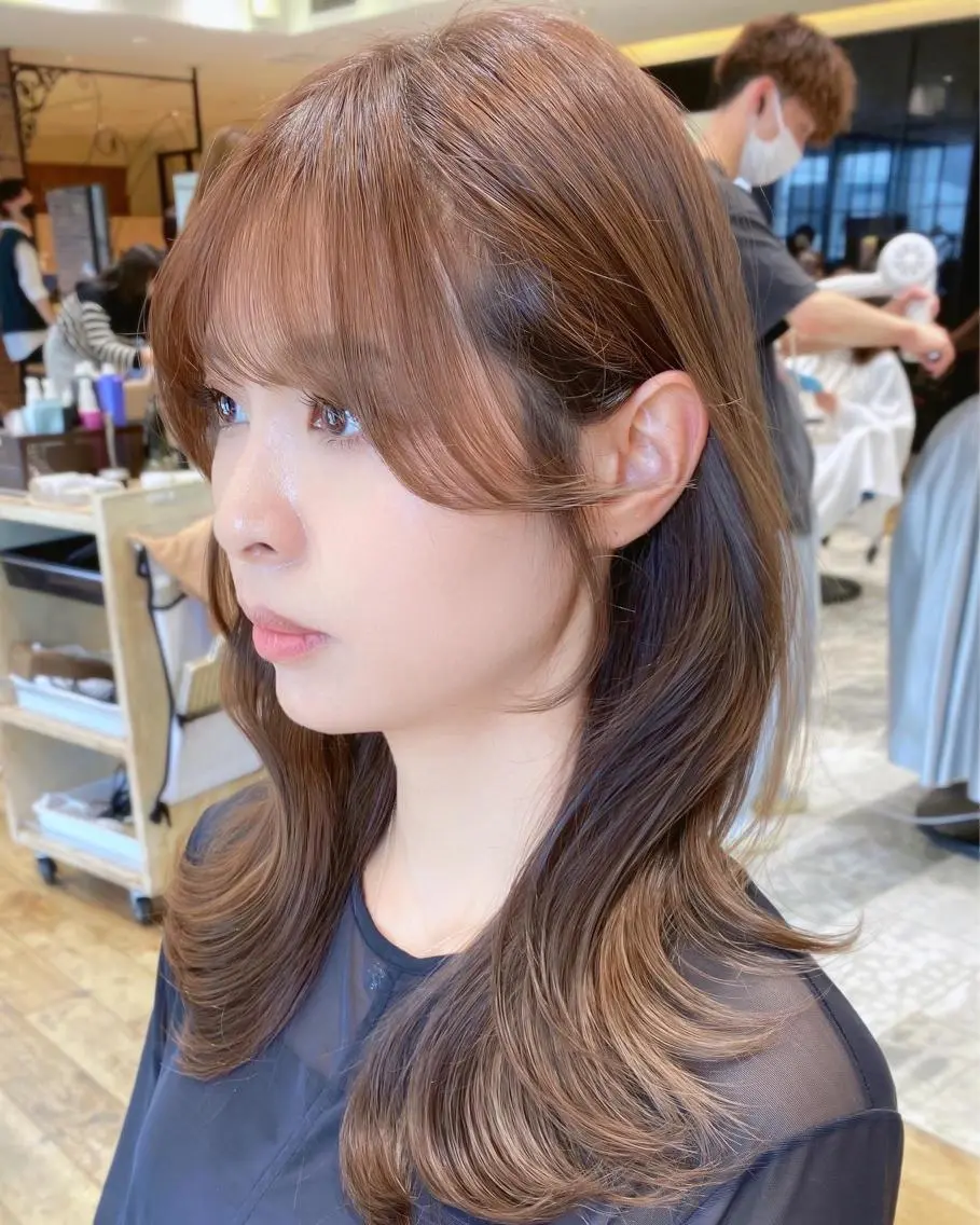 セミロング カラー 顔まわりカット🌟 くびれヘア/寺門遥輝のヘアスタイル