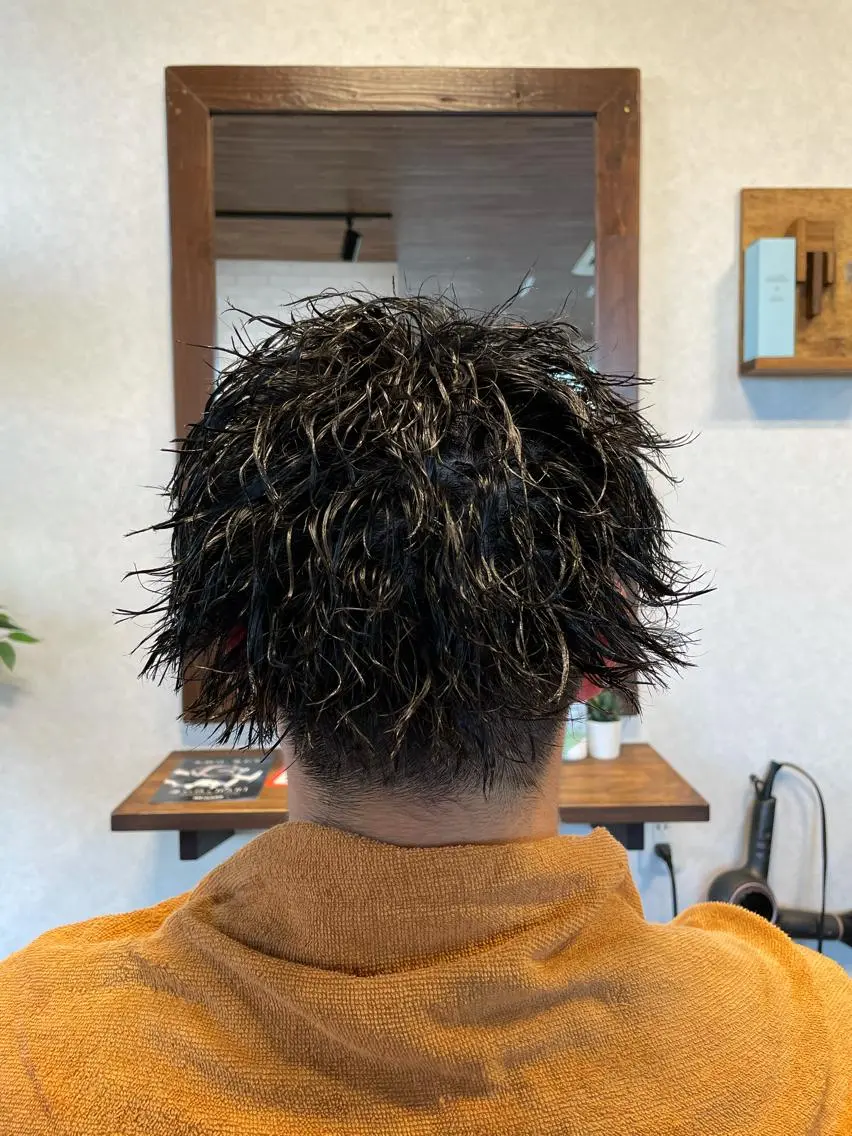 ショート パーマ メンズ メンズパーマ メンズツイストパーマ ツイストパーマ カット パーマ トリートメント ヘッドスパ 🌞谷川 幸也🌞のヘアスタイル