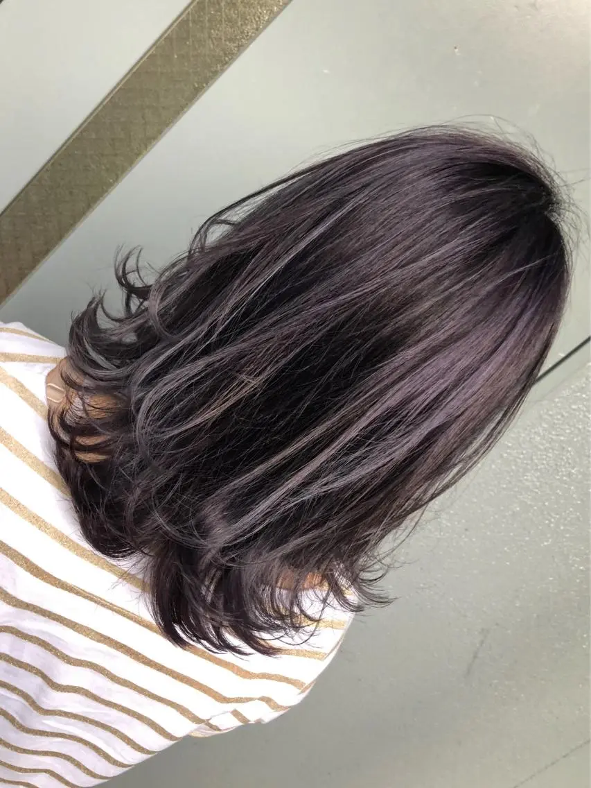 ミディアム カラー バレイヤージュ グレージュ ラベンダーカラー ラベンダーグレージュ ラベンダーグレー ヘアカラー PSY(サイ)池袋 金田尚久🎨のヘアスタイル
