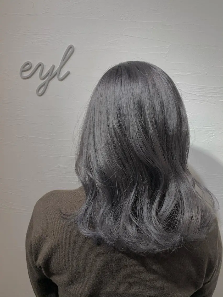 ミディアム カラー ブリーチ 透明感カラー 縮毛矯正 💎赤み消しカラー 特化型デザイナー💎のヘアスタイル