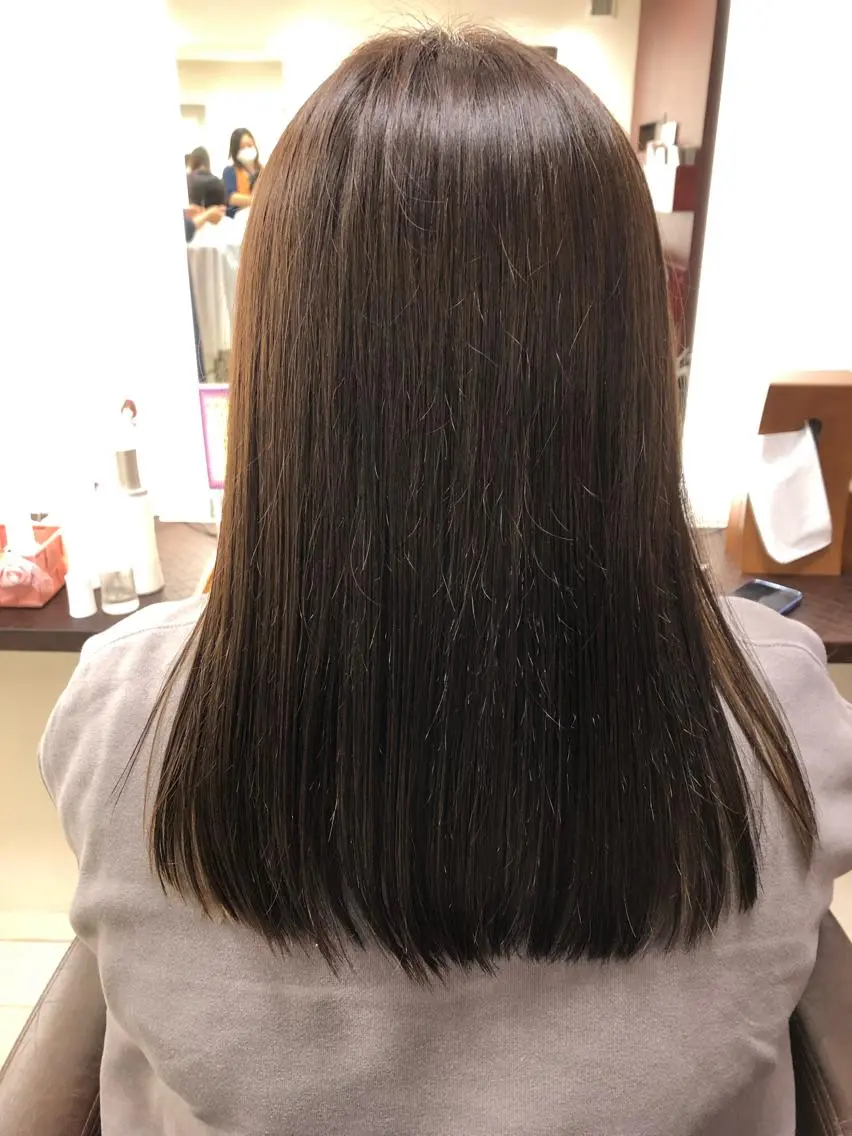 セミロング カット トリートメント SHAPE 早坂兼斗のヘアスタイル
