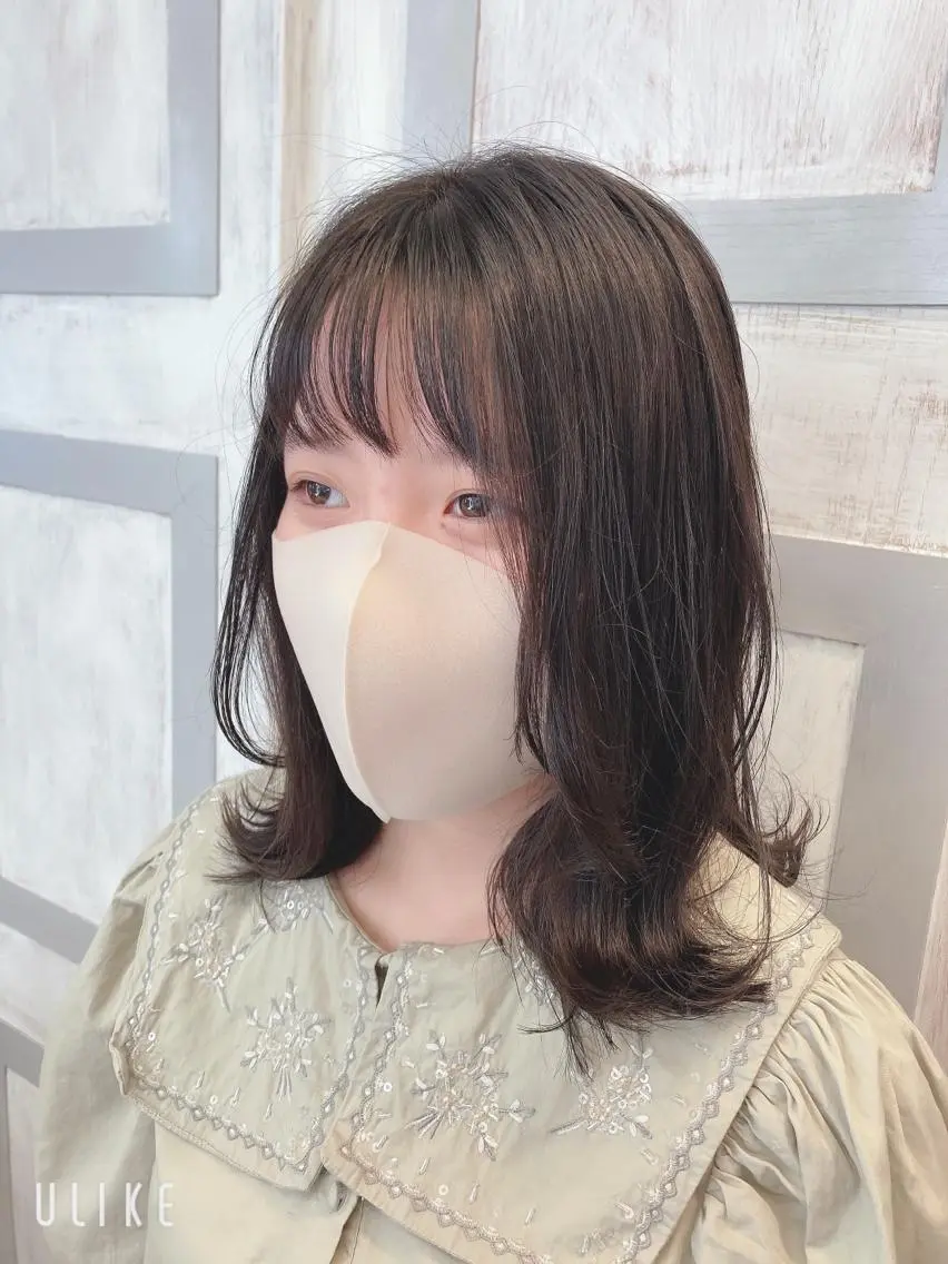 セミロング レイヤーカット 外ハネヘア GOSSIP信国 瑞絵のヘアスタイル