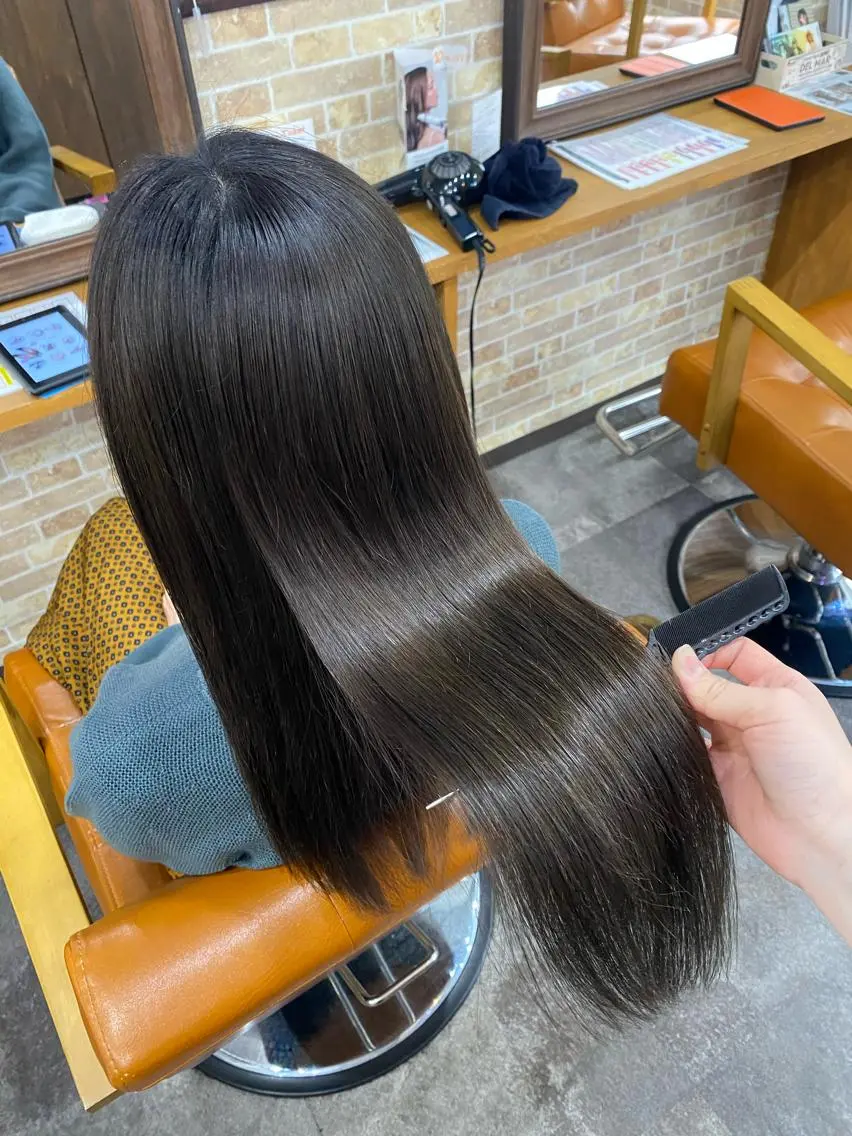 ロング 美髪ヘア 🤍erikaのヘアスタイル