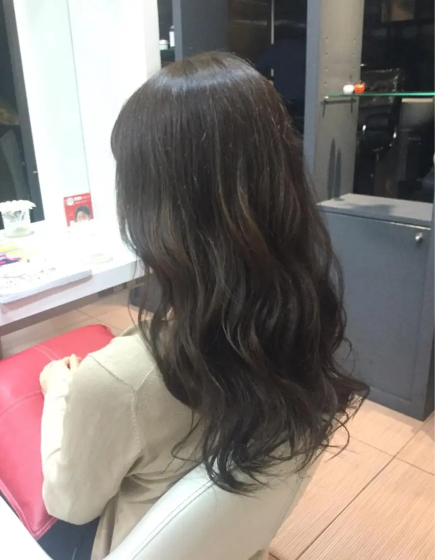 ロング カラー カット ヘアカラー トリートメント ヘッドスパ 貴方に似合うを見つけ ます🌱市川リョウカのヘアスタイル