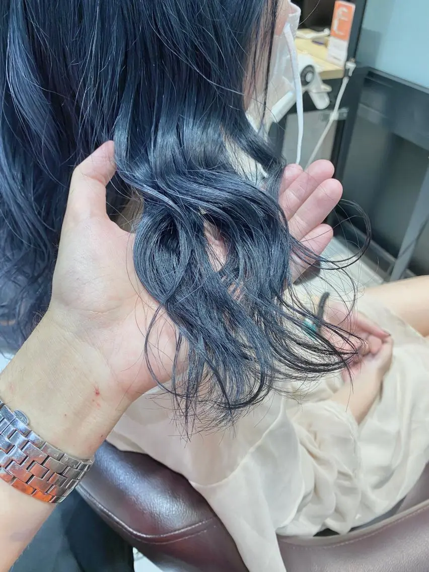 ミディアム カラー ✨髪質改善専門店✨ QOLU✨のヘアスタイル