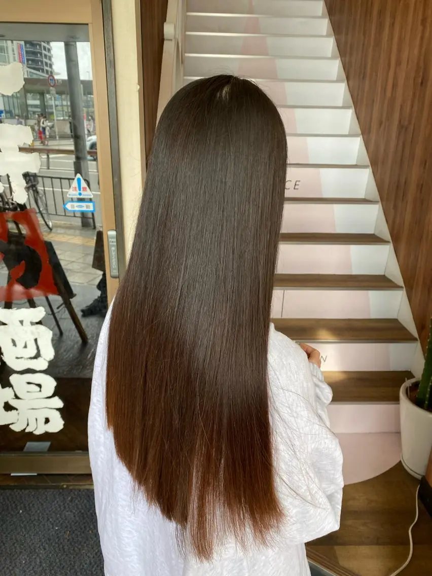 ロング カラー パーマ ヘアアレンジ メンズ ネイル マツエク・マツパ アイブロウ 髪質改善 カット ヘアカラー トリートメント 【暗め透明感カラー】 【インナー】小島良太のヘアスタイル