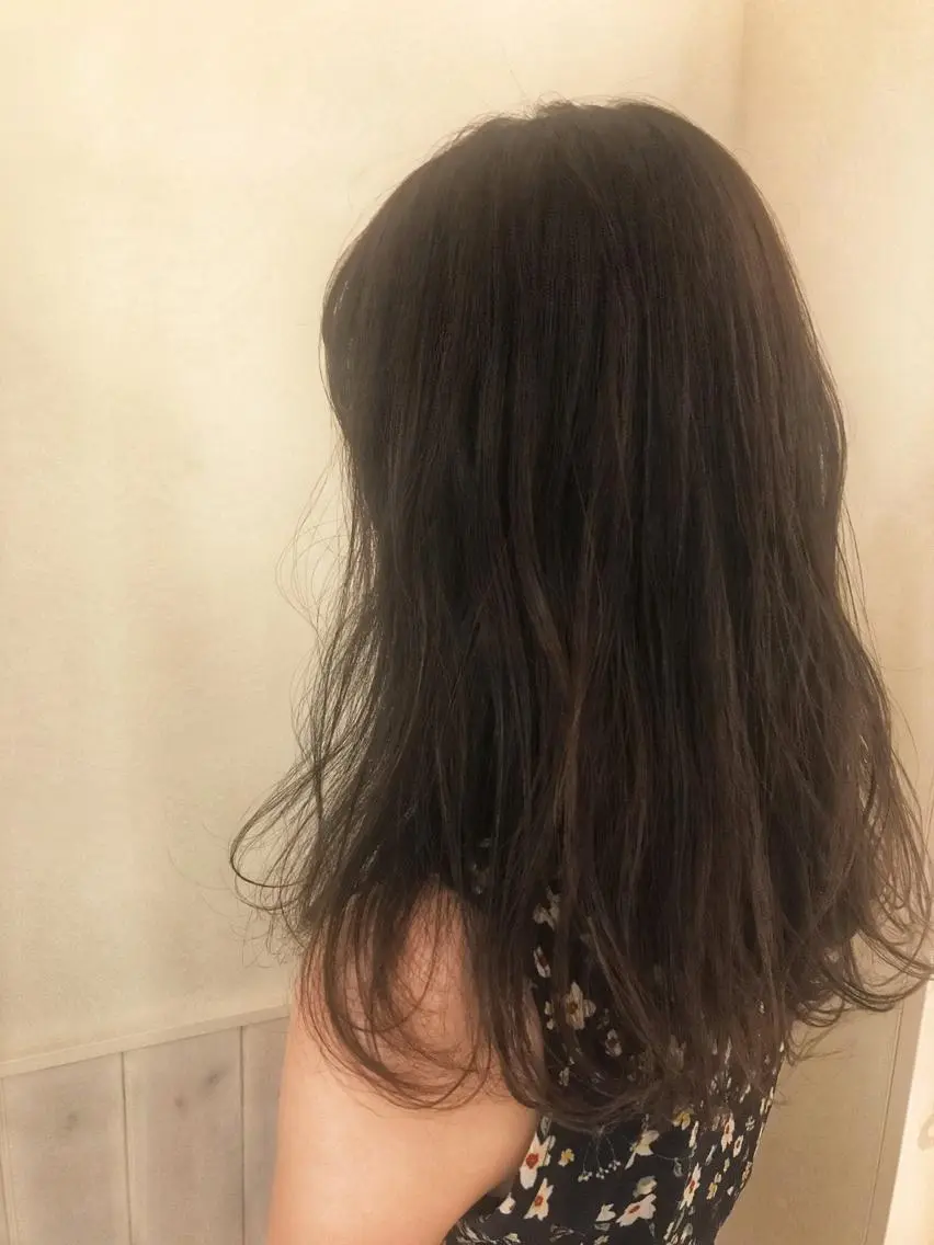 ロング カラー グレージュ 清水 ちひろ ✄トップスタイリストのヘアスタイル