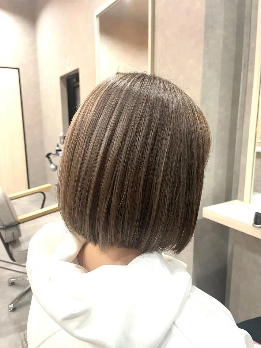 ミディアム カラー カット ヘアカラー トリートメント 一ノ瀬 暁のヘアスタイル
