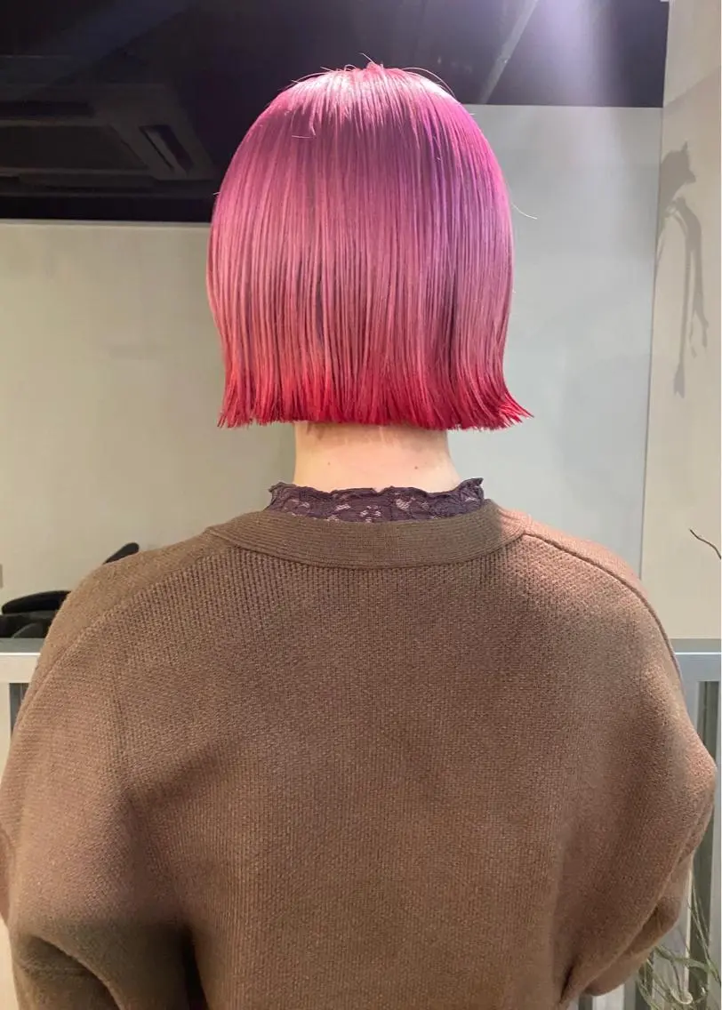 ショート カラー ヘアアレンジ 黒髪 ブリーチ ウルフカット モデル募集中!ミカのヘアスタイル