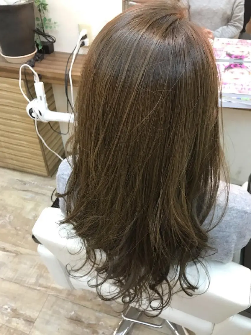 ミディアム カラー パーマ 中山 敦史のヘアスタイル