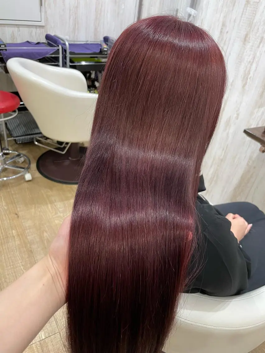 カラー white.梅田 デザインカラー🦄のヘアスタイル