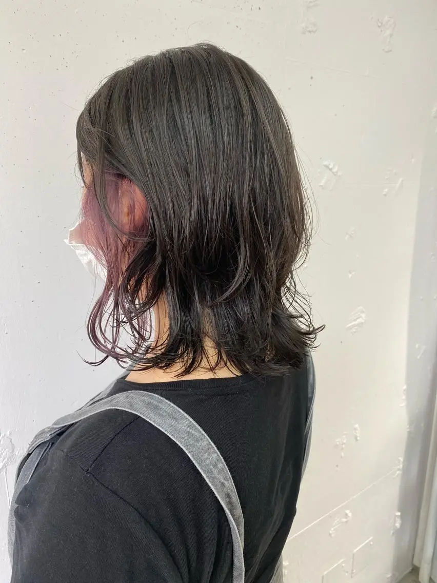 ミディアム 顔周りの垢抜けヘア 立山あいりのヘアスタイル