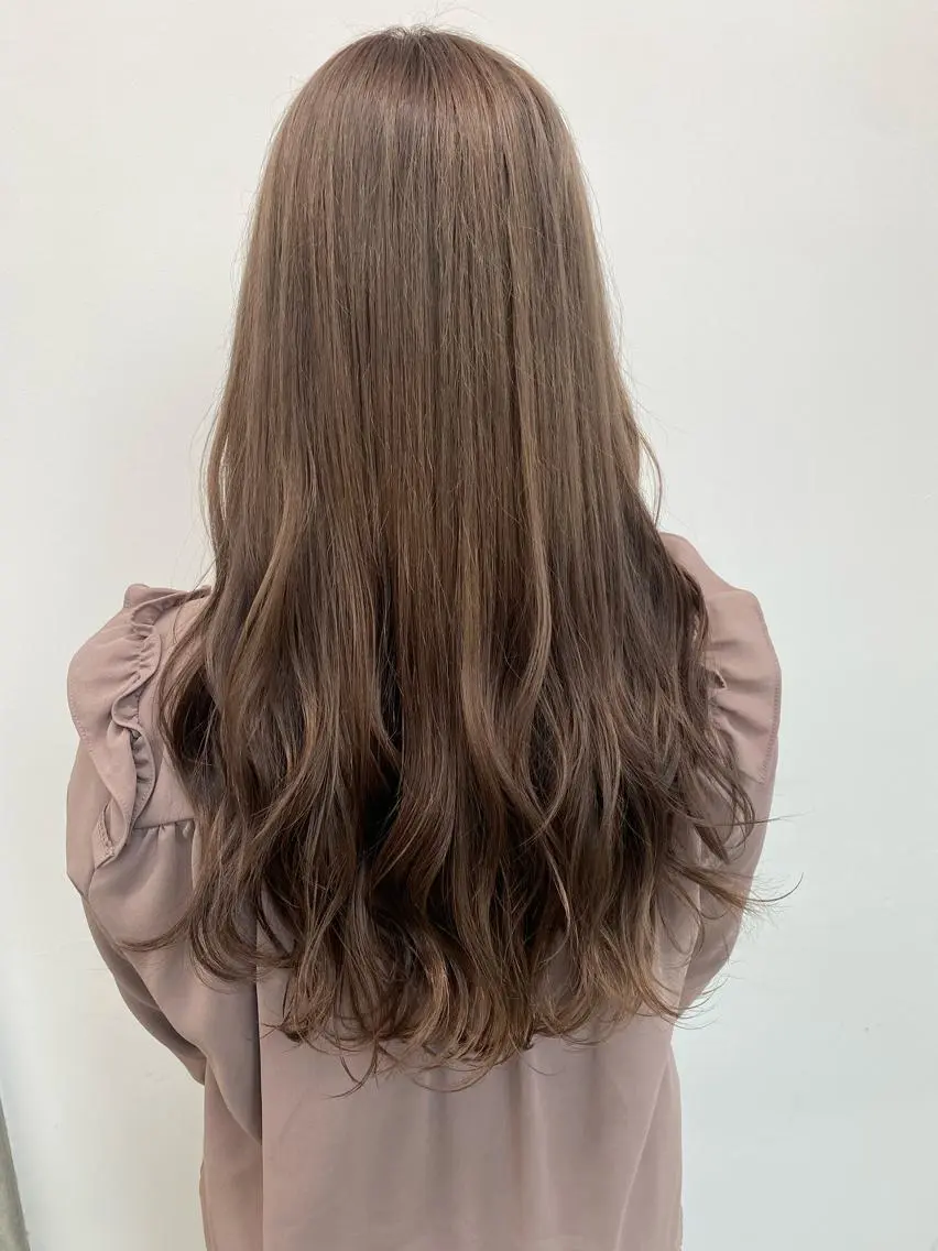 ロング カラー 🌼ハイライト透明感 🌼maiのヘアスタイル