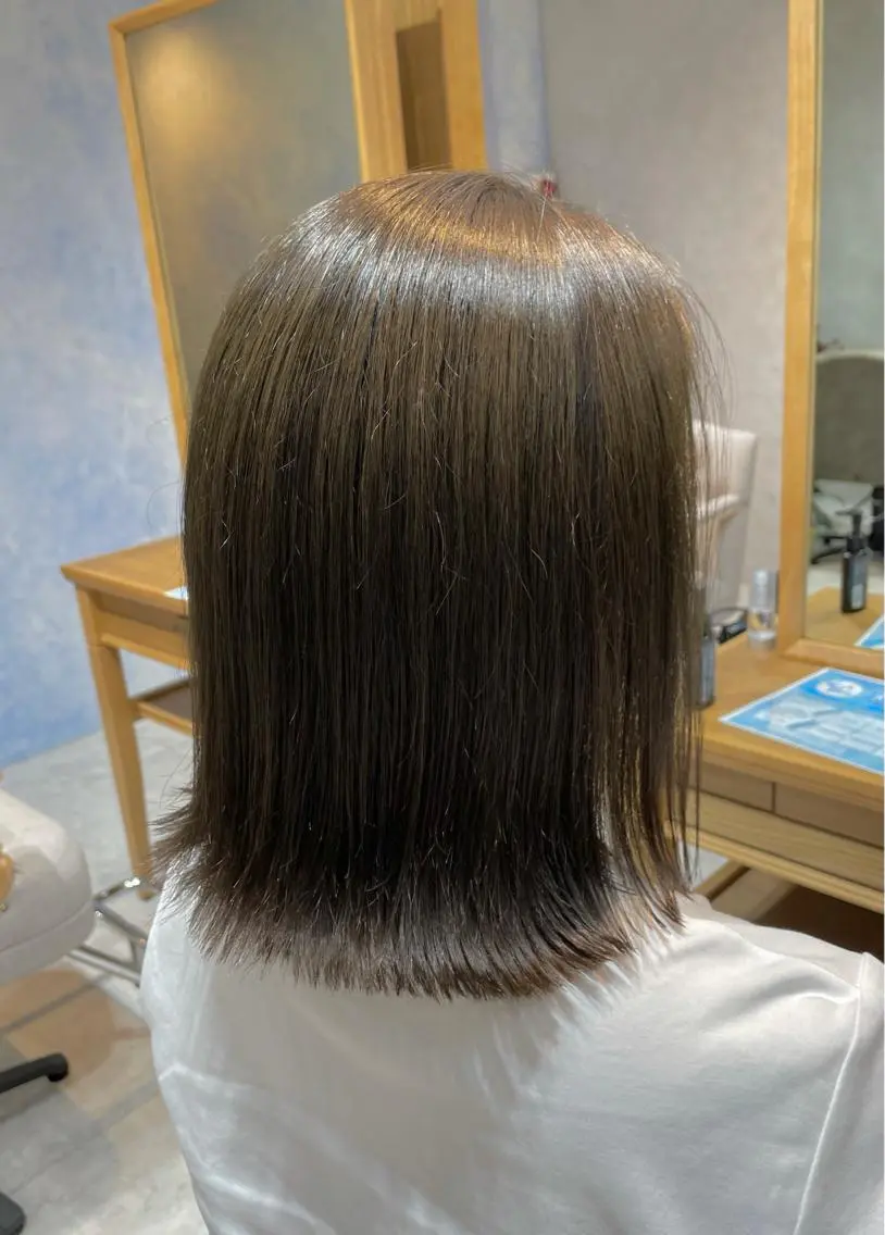 カラー ベージュカラー 若林 良のヘアスタイル