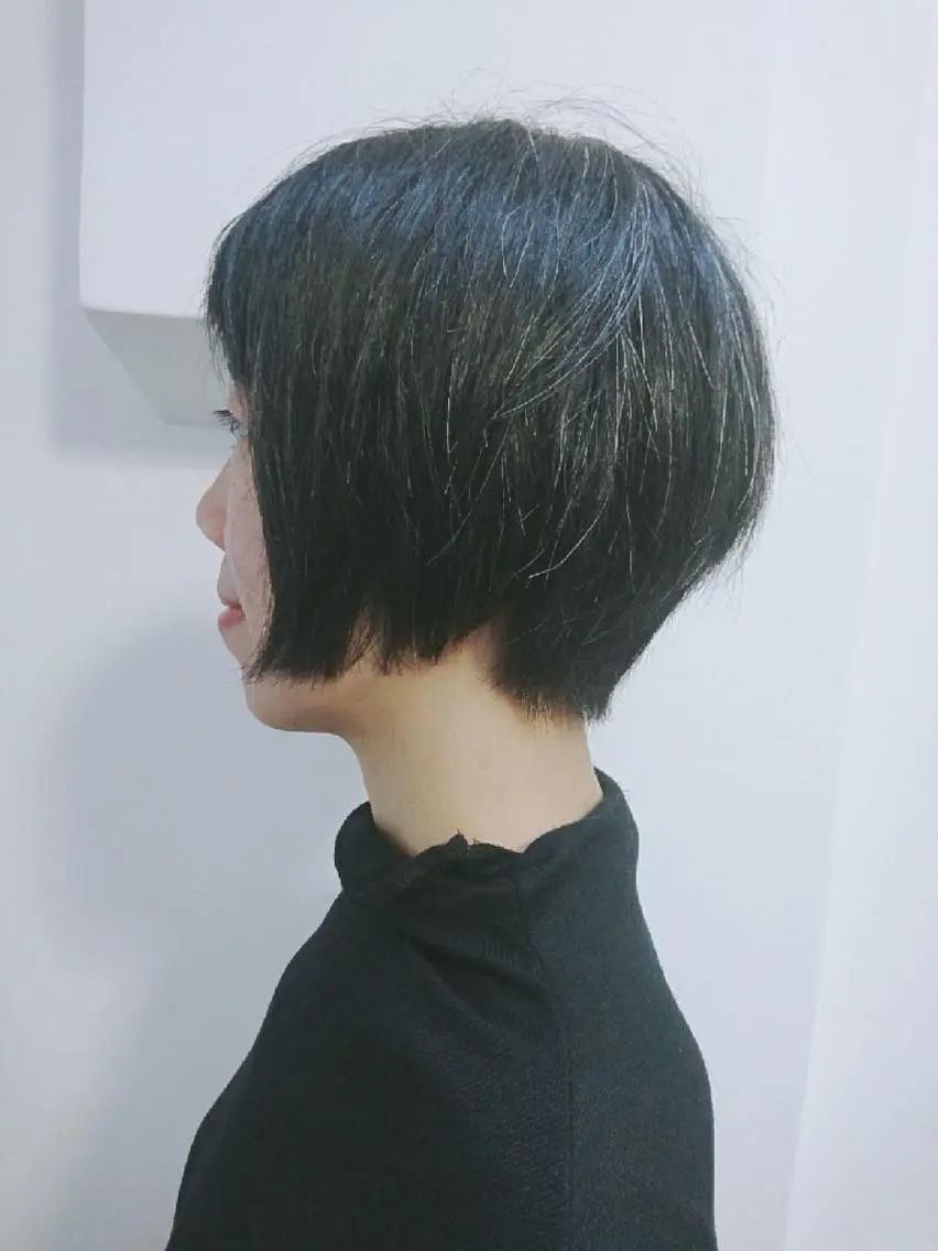 ショート 齋藤 愛美のヘアスタイル