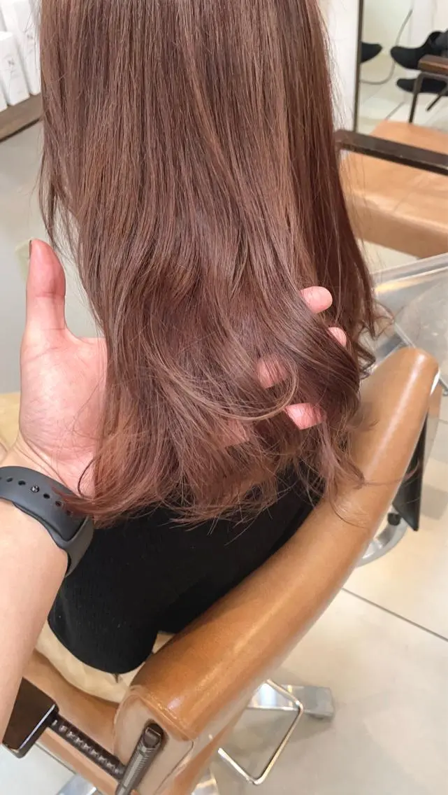セミロング カット ヘアカラー 明石遼/ベージュ / ピンクのヘアスタイル