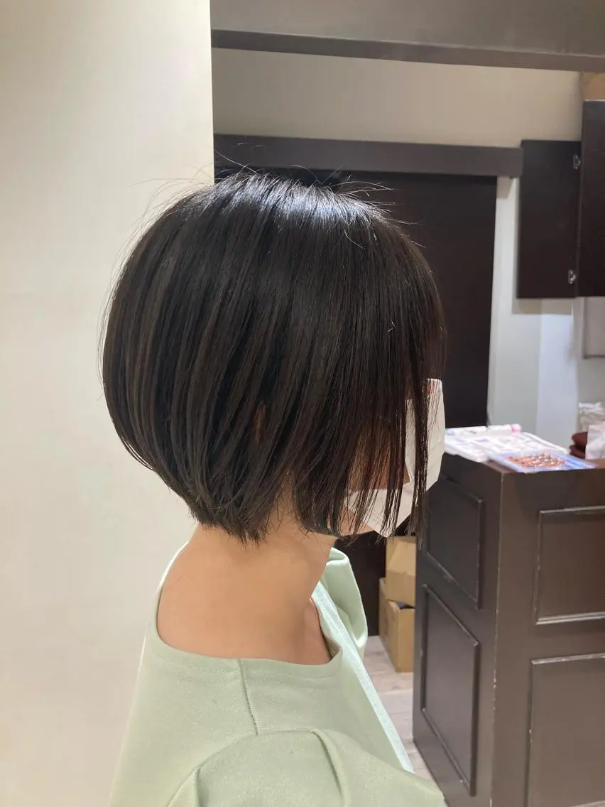 ショート 曲がる縮毛矯正 LIBER 岩名のヘアスタイル