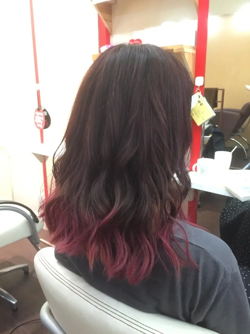 ロング カラー グラデーションカラー ピンクカラー ヘアカラー たけい ゆうきのヘアスタイル