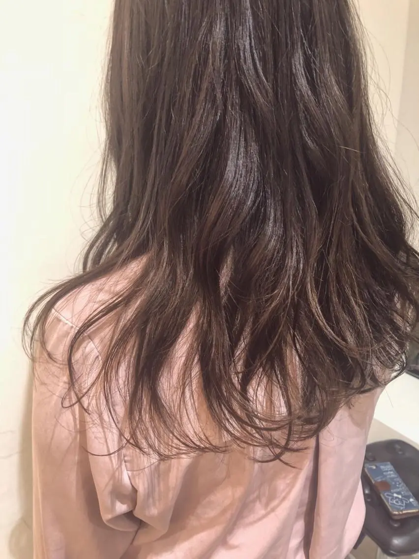 セミロング 似合わせ艶髪カラー ❤️ハダユミのヘアスタイル
