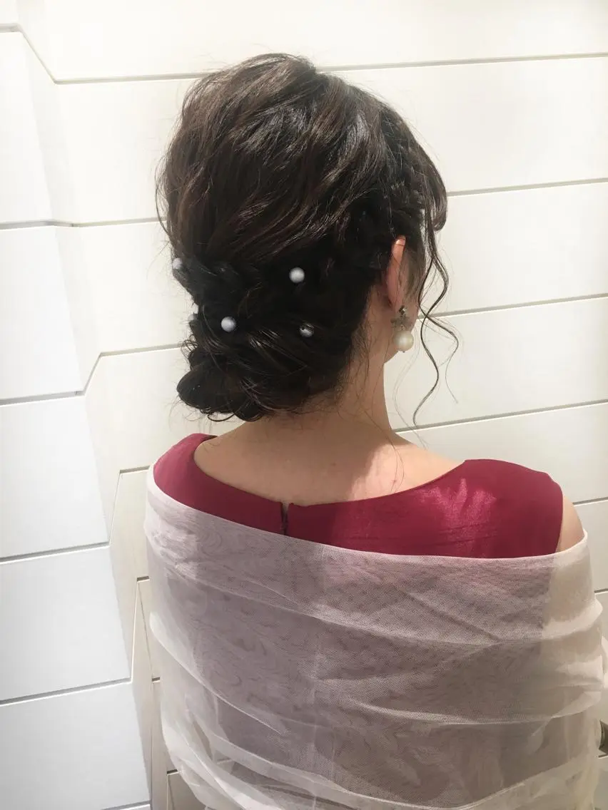 ロング ヘアアレンジ ヘアセット 鍵山 千秋のヘアスタイル