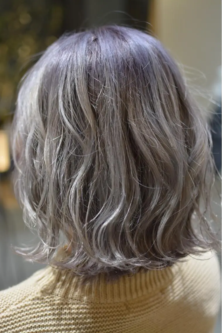 ミディアム パープルカラー ヘアカラー トリートメント 木村 創造🌟 デザインカラーお任せのヘアスタイル