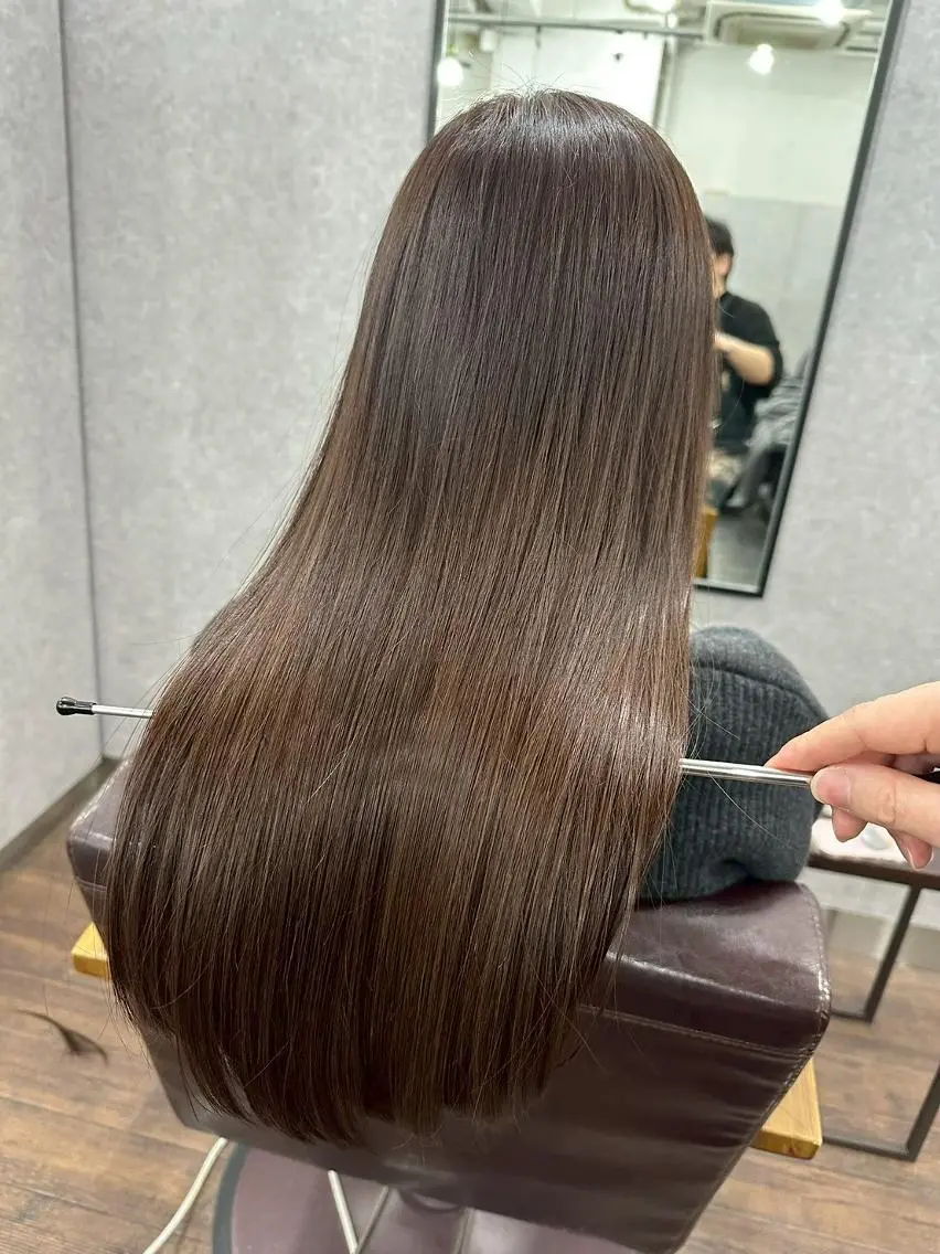 カラー ili 梅田のヘアスタイル