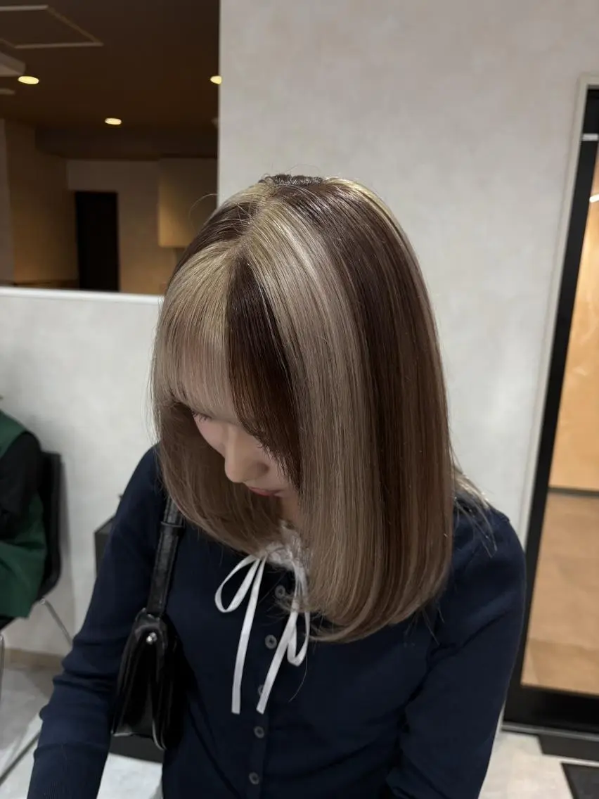 ミディアム カラー 顔周りカット 🎀ダブルカラー🎀 ♡Kanon♡のヘアスタイル