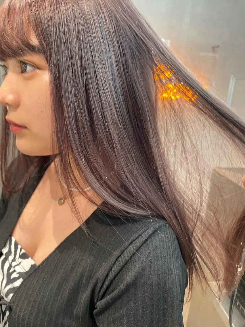 ロング カラー ブリーチ 透明感カラー ヘアカラー ナチュラル透明感🌱 小山美樹子のヘアスタイル