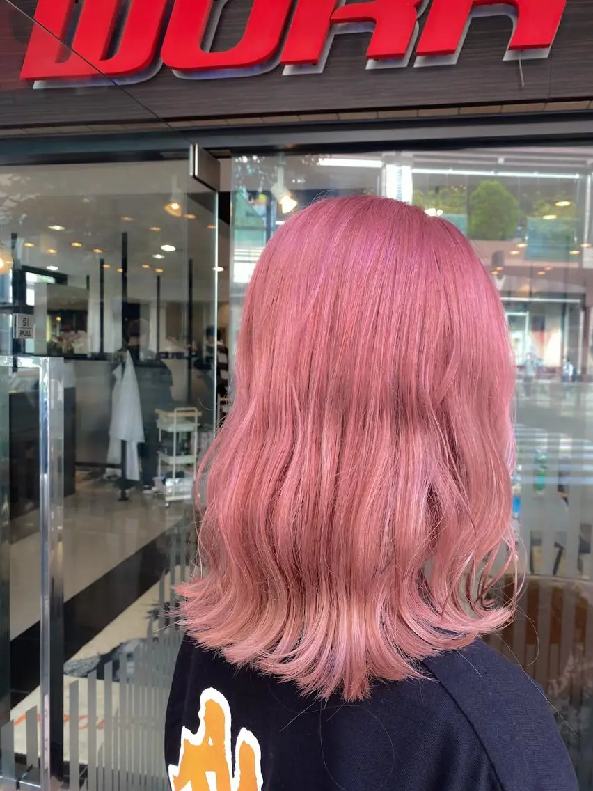 ミディアム カラー ピンクカラー カラー専門美容師🫧 舘田千乃🫧のヘアスタイル