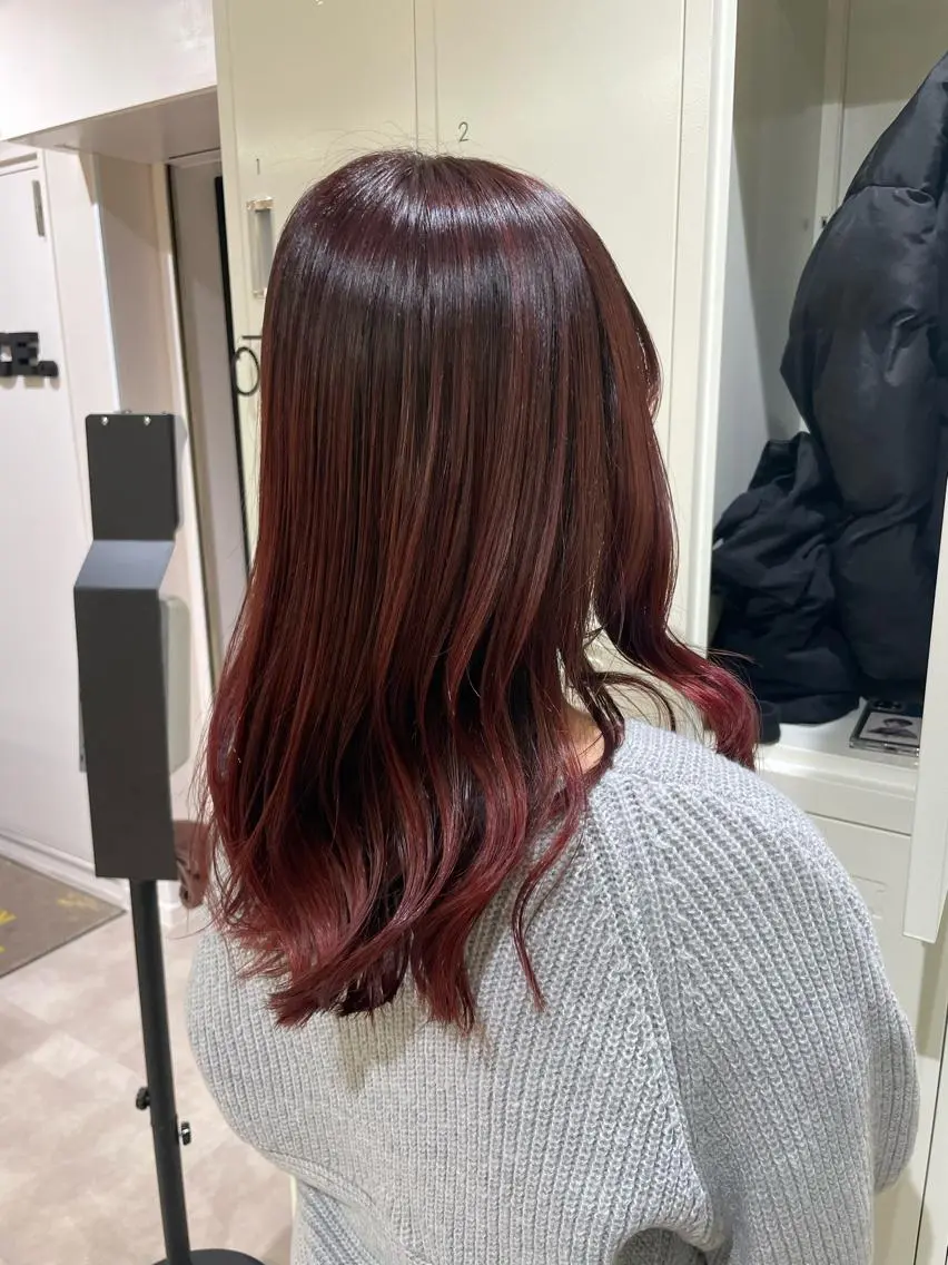 ロング カラー ヘアアレンジ レッドカラー カット ヘアカラー トリートメント 野町好花 レイヤー/髪質改善のヘアスタイル