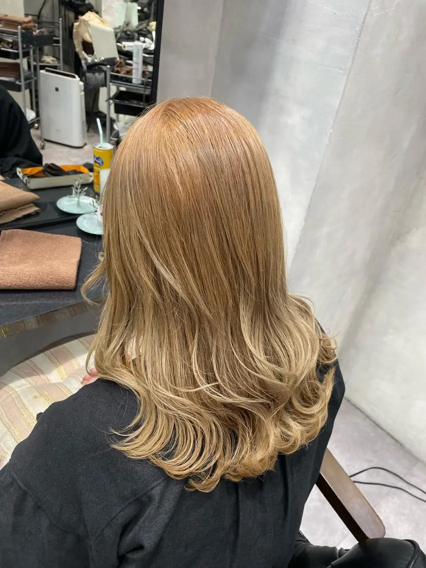 ロング ヘアカラー トリートメント 👑最高級エクステ 👑新宿/タイセイのヘアスタイル