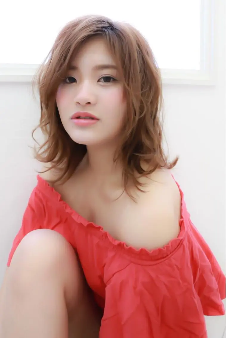 ミディアム カラー パーマ ヘアアレンジ IVY villa Suzu.のヘアスタイル