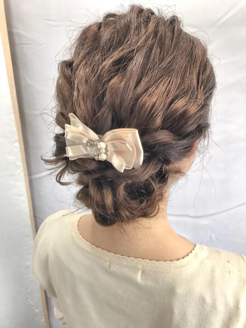 ミディアム ヘアアレンジ TAKAHASHI LEAPSのヘアスタイル