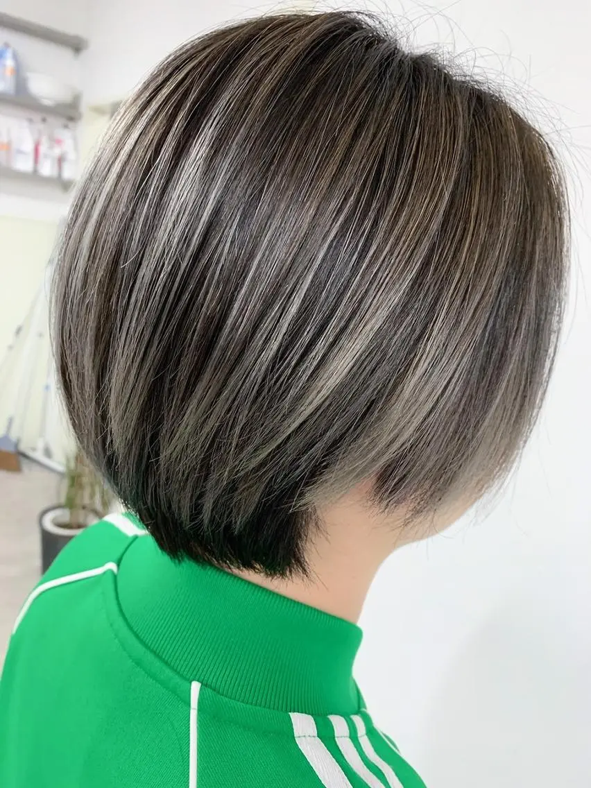 ショート 上重 晴輝 Recharme新保のヘアスタイル