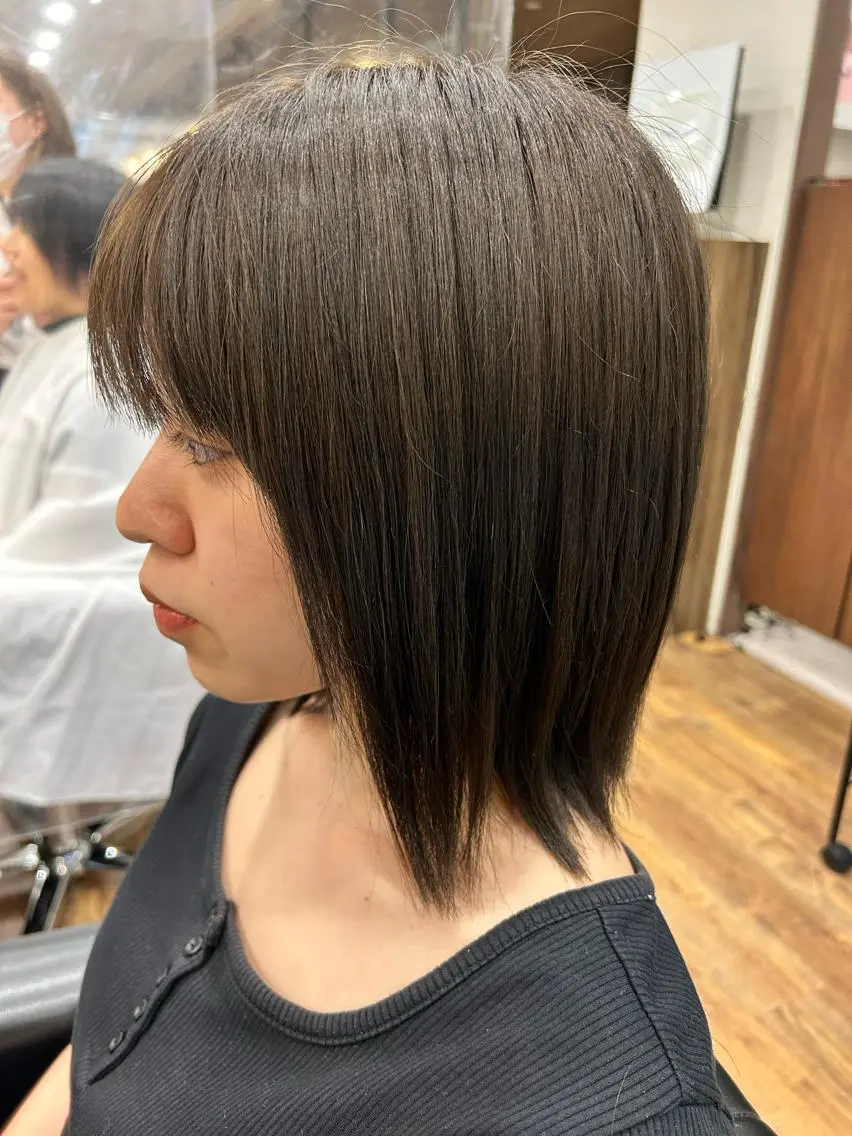 ミディアム カラー ヘアカラー 吉川 茉由子のヘアスタイル