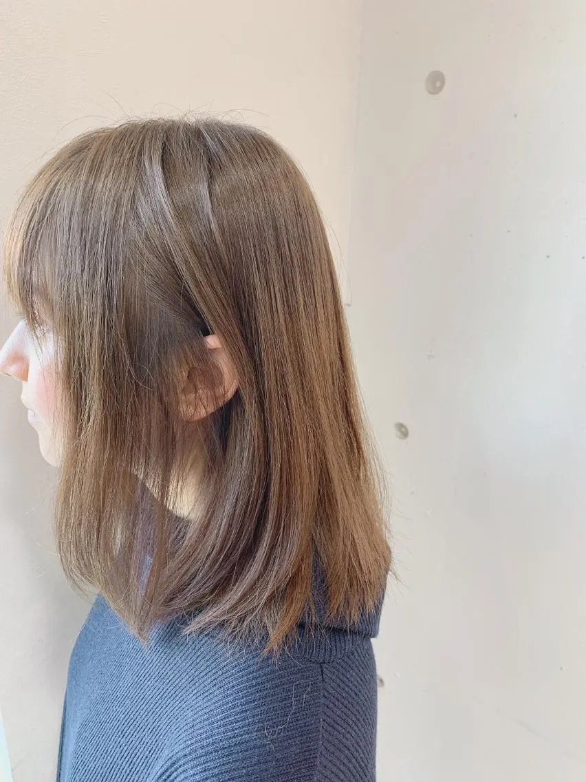 ミディアム カラー 白髪ぼかしハイライト 柳川拓哉のヘアスタイル