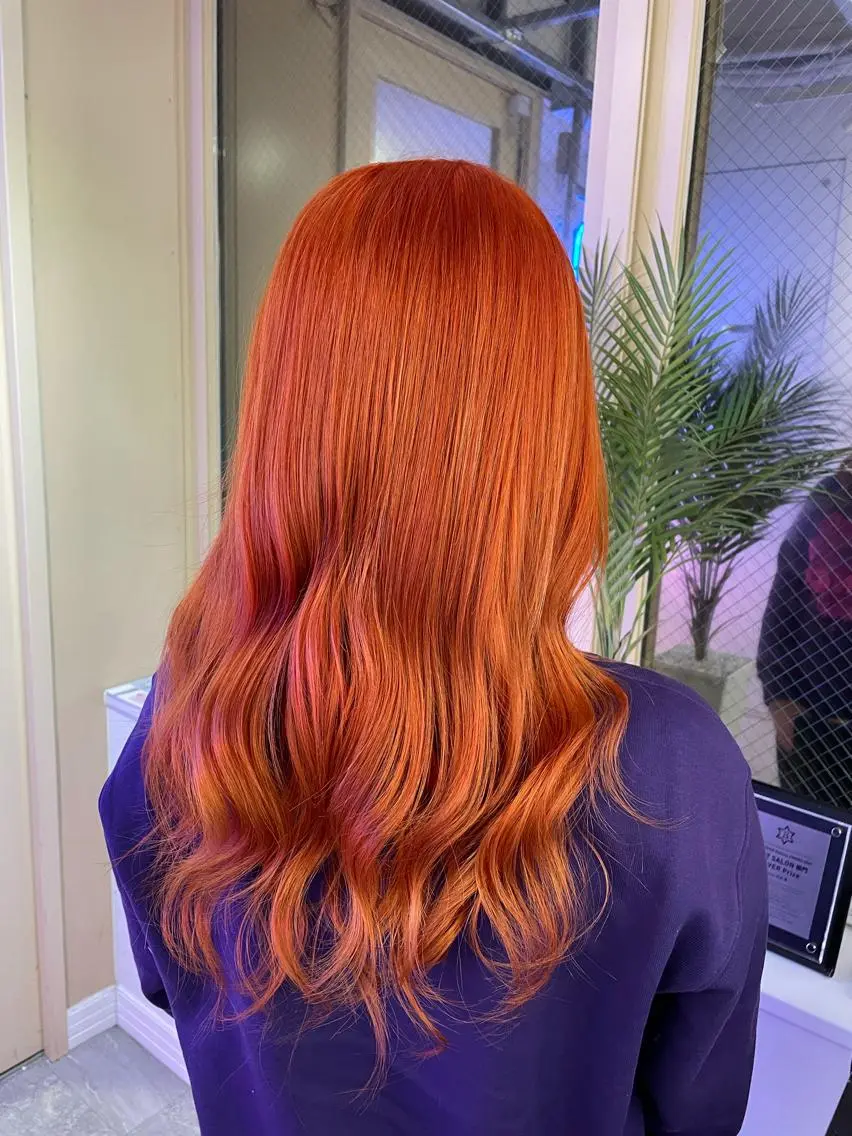 ロング カラー ブリーチ オレンジ ヘアカラー トリートメント 🌈プルエクステ& ハイトーン🌈関飛鳥のヘアスタイル
