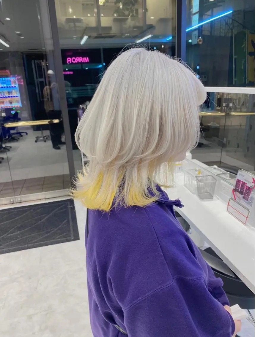 セミロング カラー アッシュ アッシュグレー アッシュグレージュ バレイヤージュ ミストバング 韓国ヘア 🦋KIRA🦋のヘアスタイル