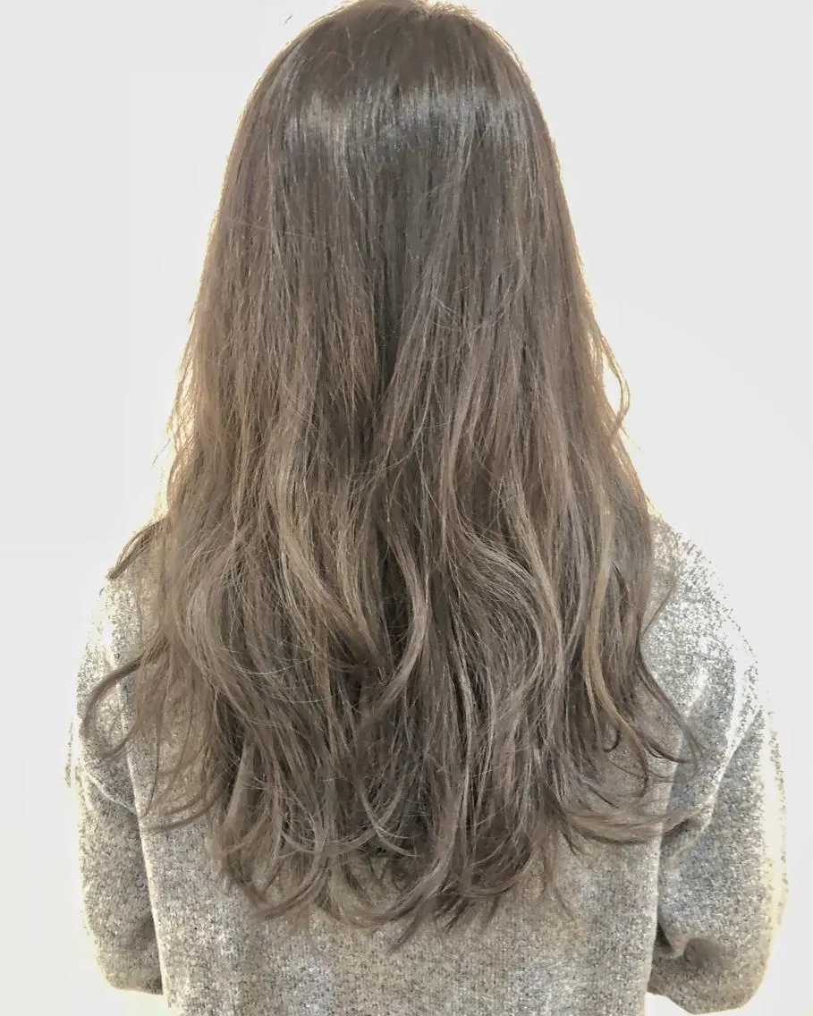 ロング カラー ヘアカラー トリートメント sato yoのヘアスタイル