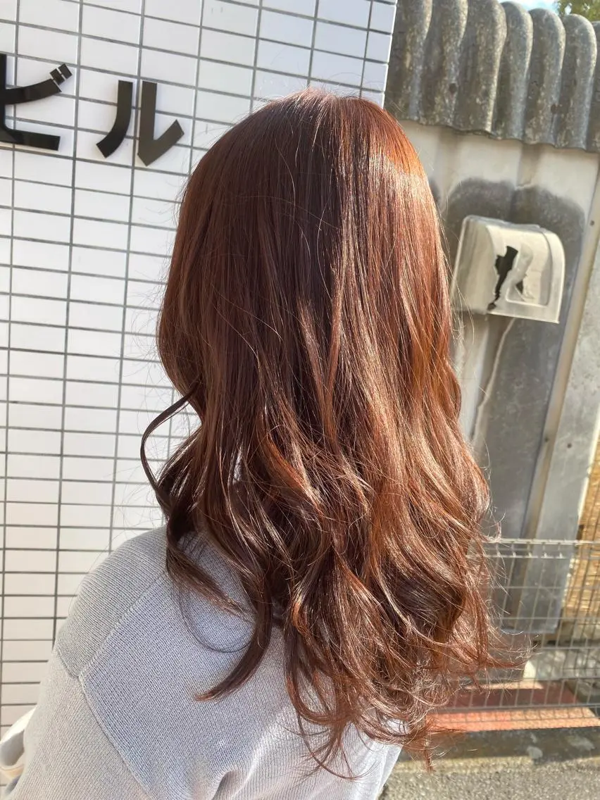ロング カット ヘアカラー トリートメント KAITOH ATSUSHIのヘアスタイル