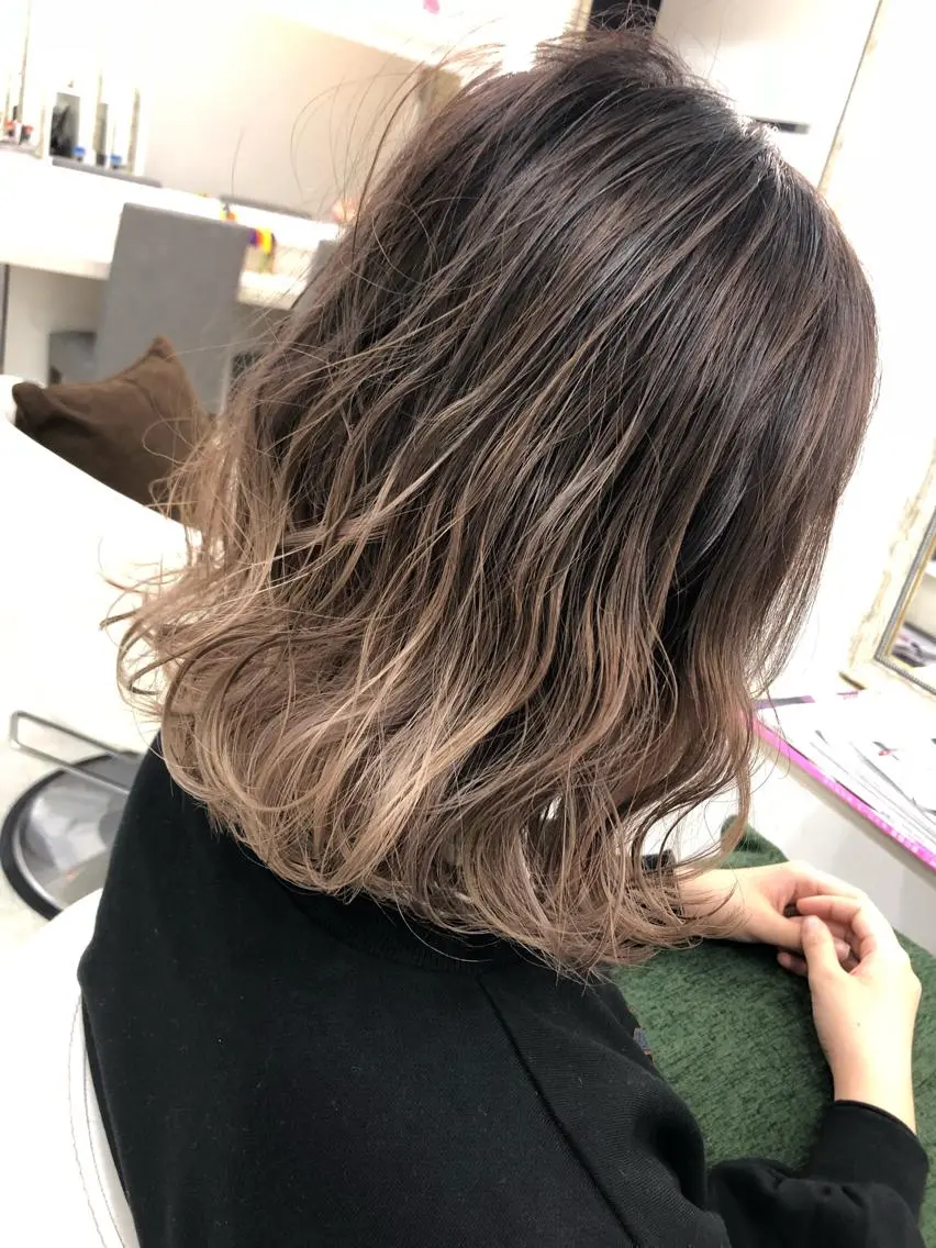 ミディアム カラー 髪質改善 中川 翔のヘアスタイル