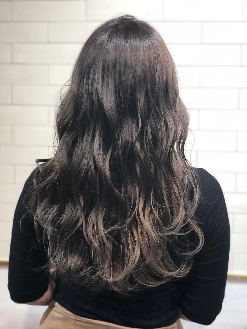 ロング カラー 髪質改善⌇透明感 カラー⌇川上葵のヘアスタイル